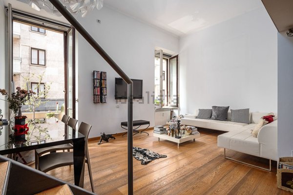 appartamento in vendita a Milano in zona Sempione