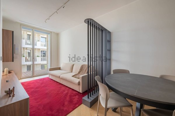 appartamento in vendita a Milano in zona Cadorna