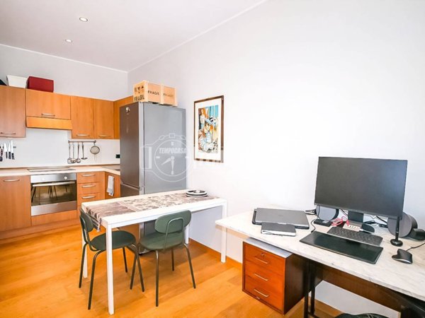 appartamento in vendita a Milano in zona Corvetto