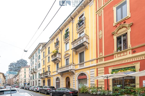 appartamento in vendita a Milano in zona Isola