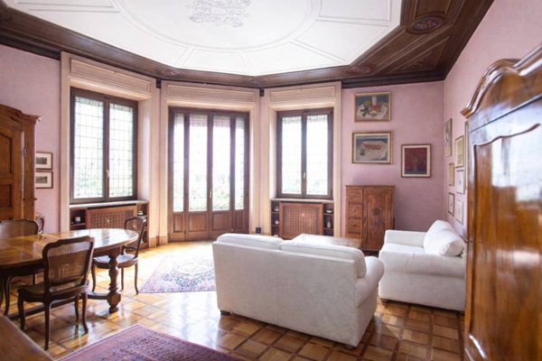 appartamento in vendita a Milano in zona XXII Marzo