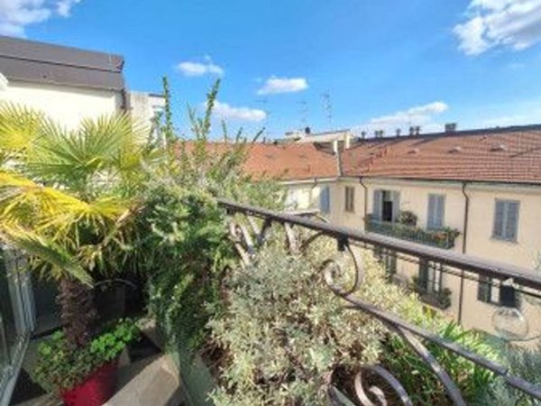 appartamento in vendita a Milano in zona Porta Venezia