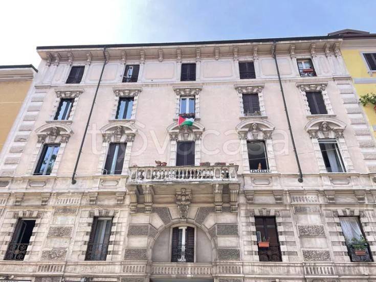 appartamento in vendita a Milano in zona Isola