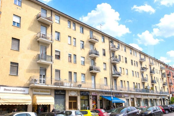 appartamento in vendita a Milano in zona Famagosta