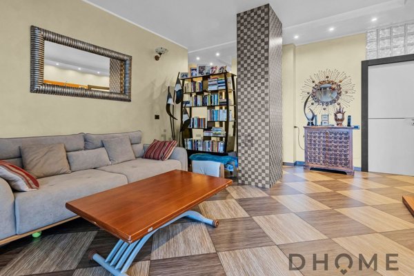 appartamento in vendita a Milano in zona Bicocca