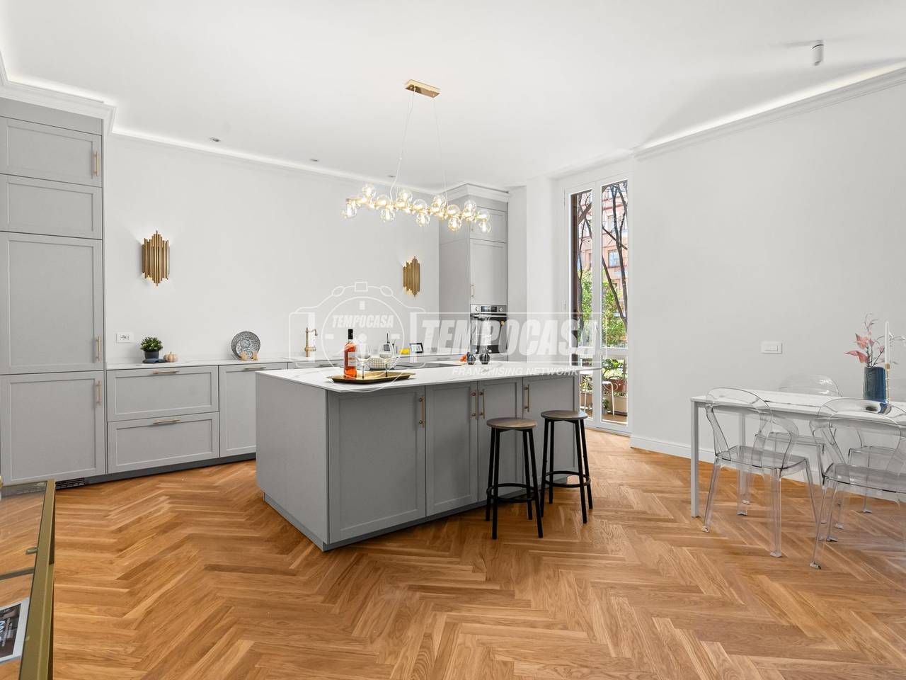 appartamento in vendita a Milano in zona XXII Marzo