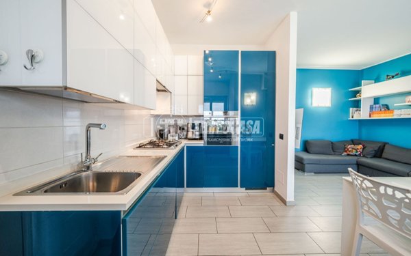 appartamento in vendita a Milano in zona Feltre