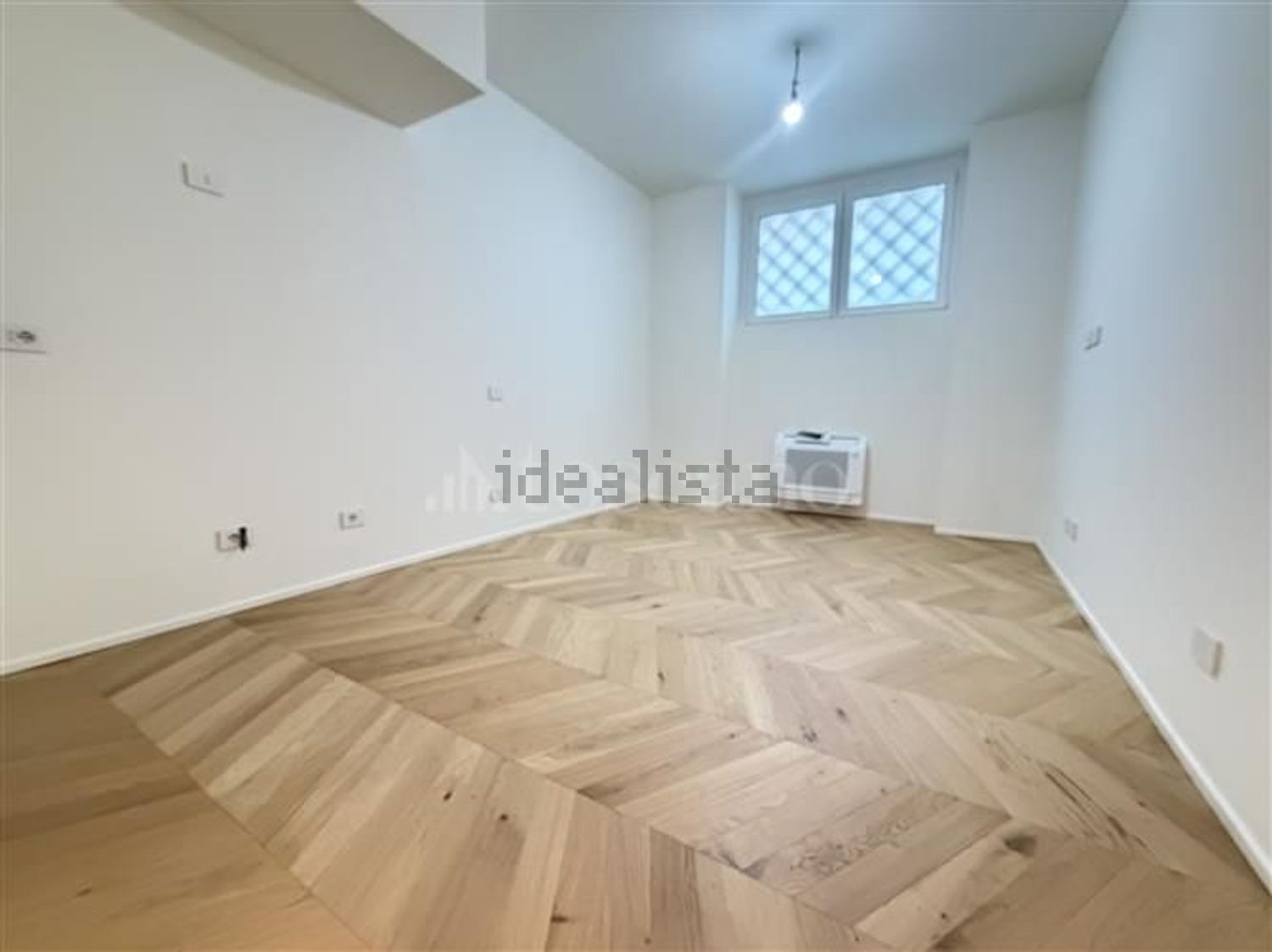 appartamento in vendita a Milano in zona Il Portello