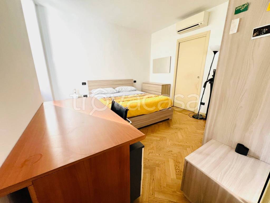 appartamento in vendita a Milano in zona Porta Garibaldi