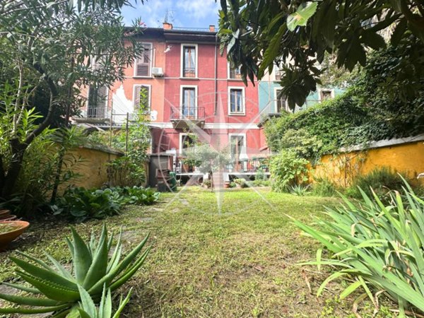 casa indipendente in vendita a Milano in zona Casoretto