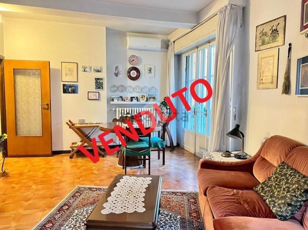 appartamento in vendita a Milano in zona Feltre