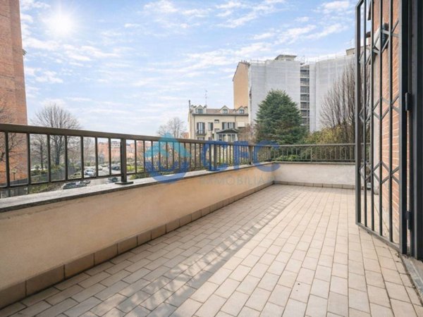 appartamento in vendita a Milano in zona Città Studi