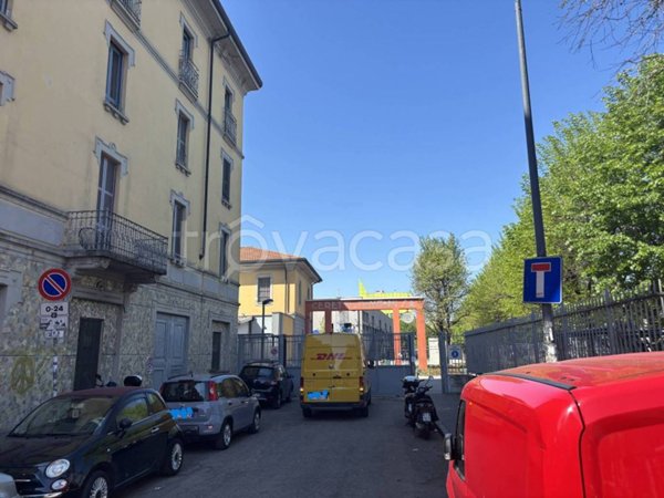 appartamento in vendita a Milano in zona Bovisa