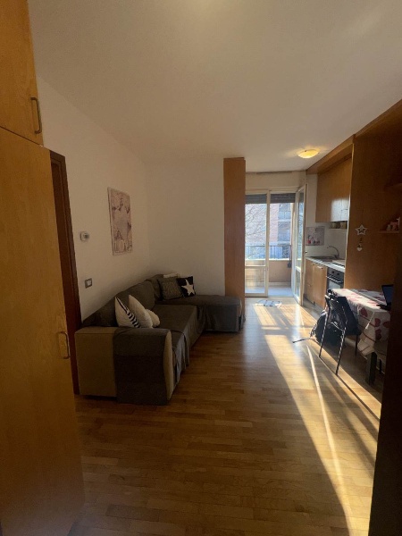 appartamento in vendita a Milano in zona Rogoredo