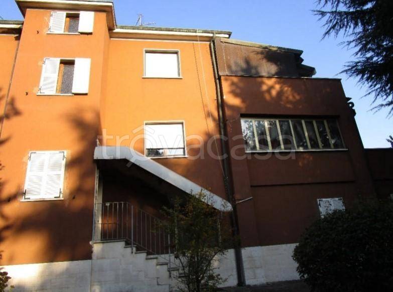 appartamento in vendita a Milano in zona Baggio