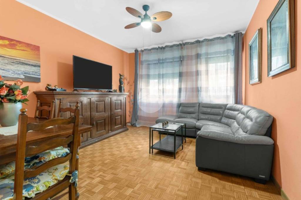 appartamento in vendita a Milano in zona Gratosoglio