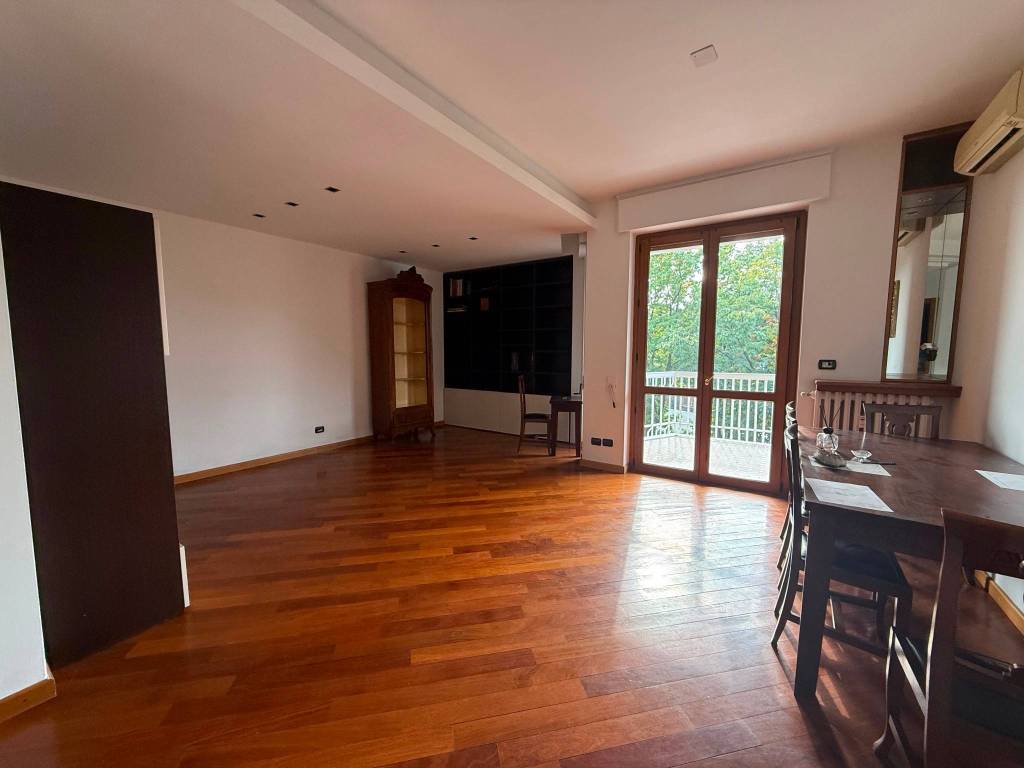 appartamento in vendita a Milano in zona Vigentino