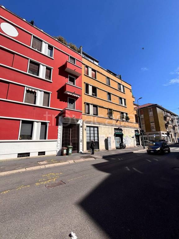 appartamento in vendita a Milano in zona Famagosta