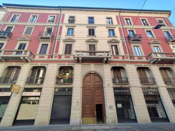 appartamento in vendita a Milano in zona Bocconi