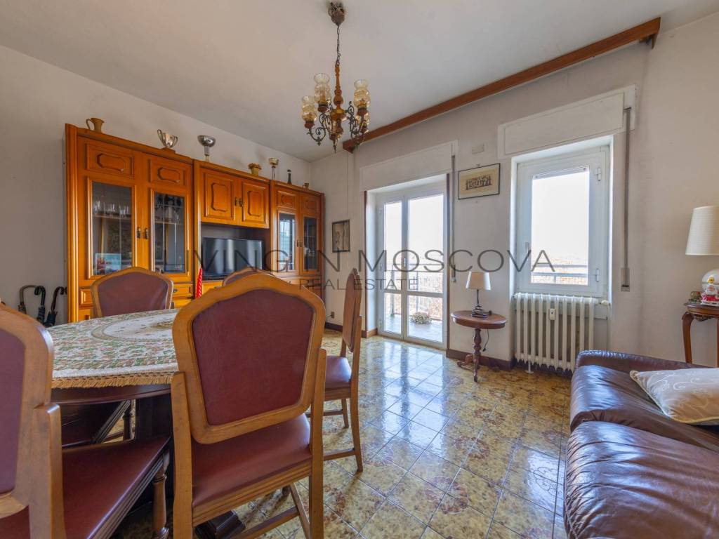 appartamento in vendita a Milano in zona Sempione