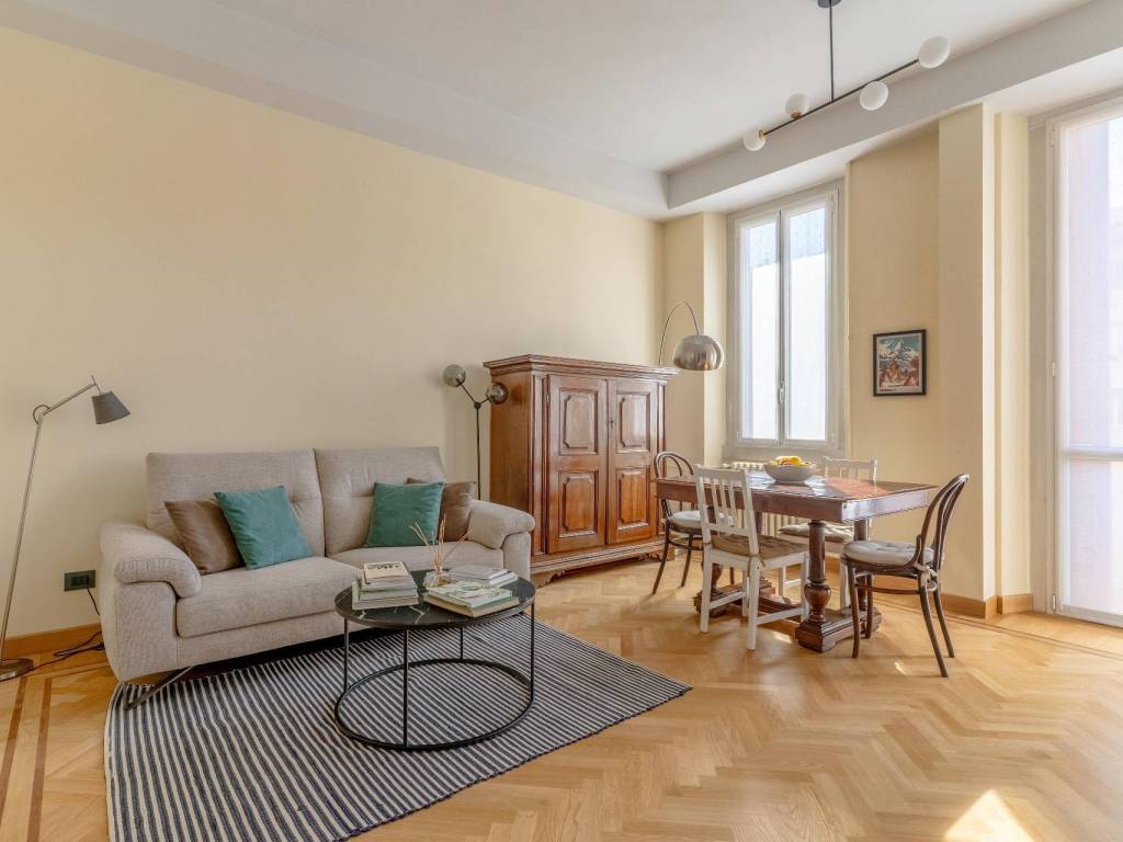 appartamento in vendita a Milano in zona Città Studi