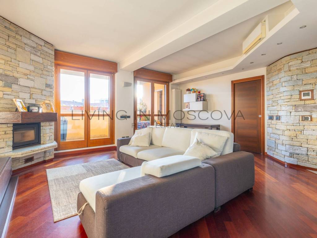 appartamento in vendita a Milano in zona Isola