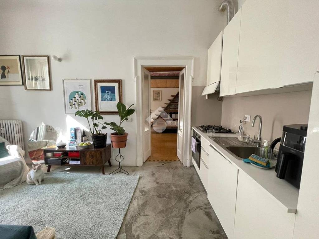 appartamento in vendita a Milano in zona Famagosta