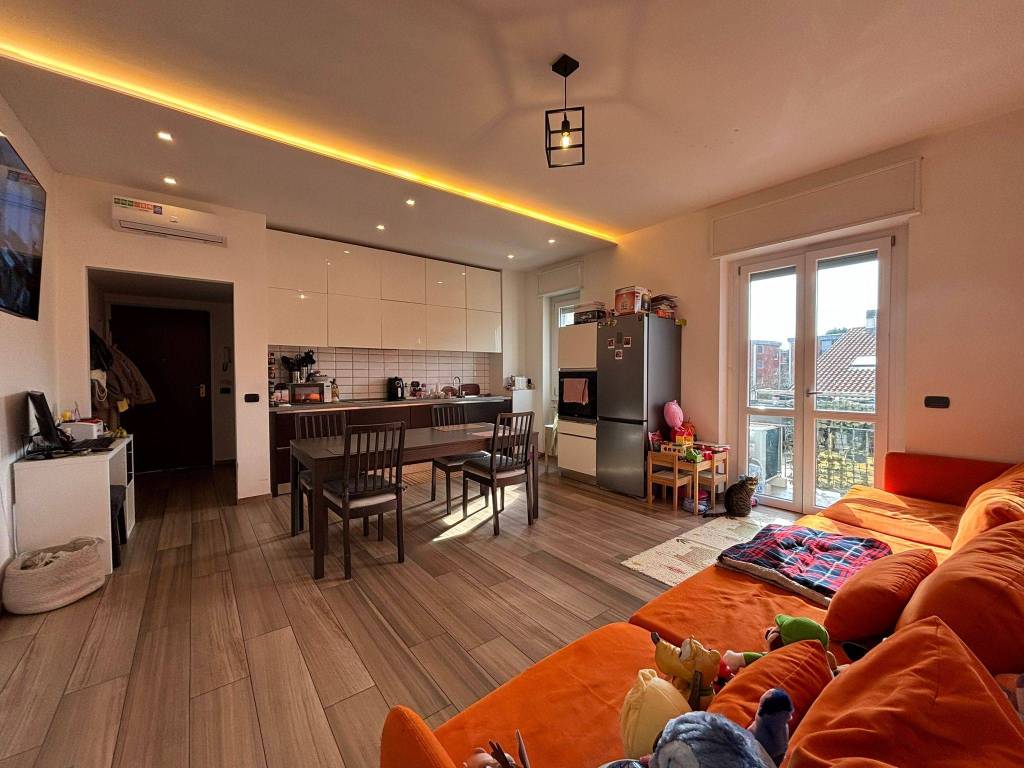 appartamento in vendita a Milano in zona Figino