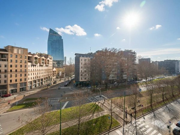 appartamento in vendita a Milano in zona Porta Nuova