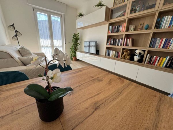 appartamento in vendita a Milano in zona Lambrate