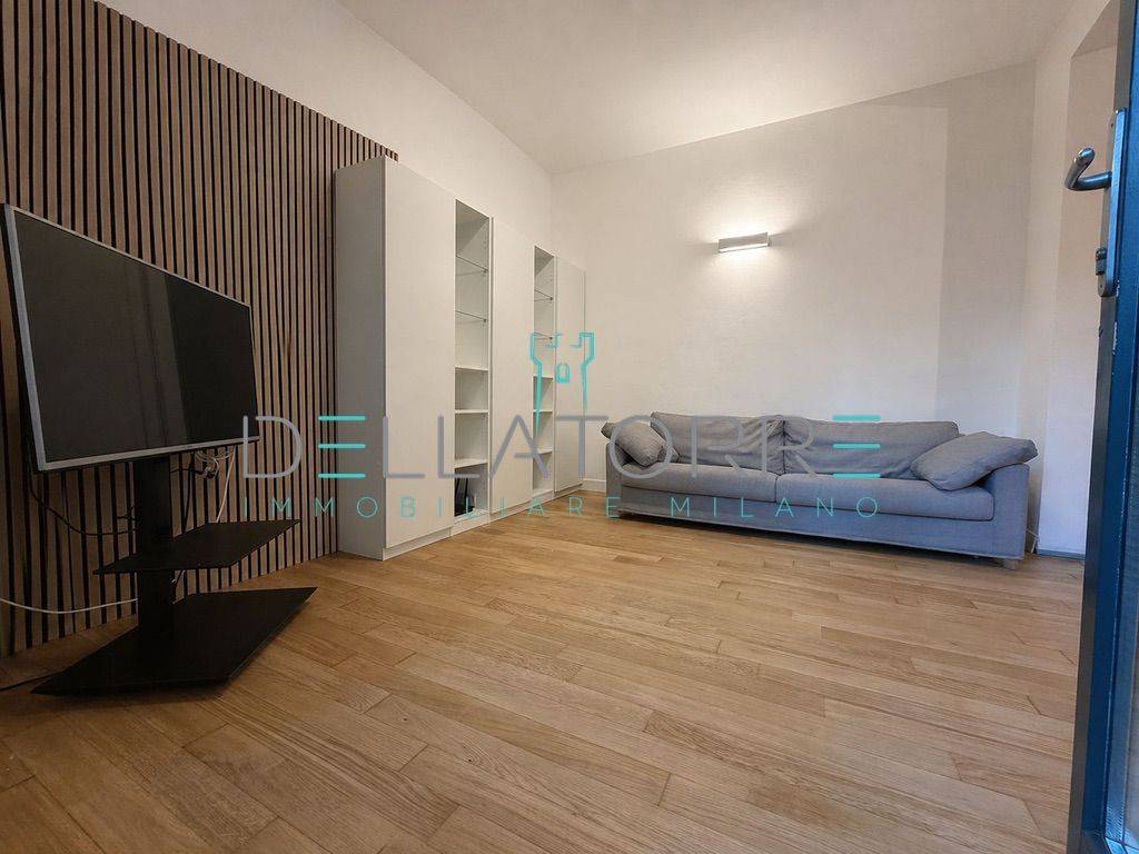 appartamento in vendita a Milano in zona Porta Ticinese