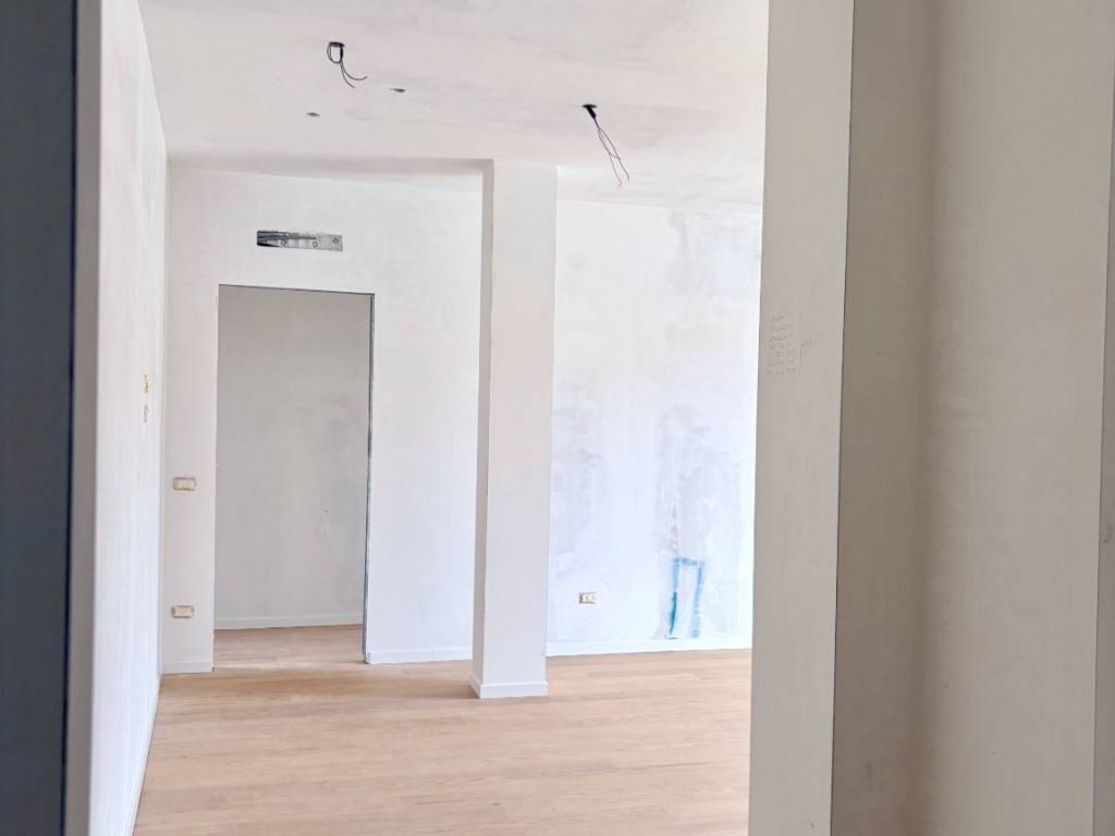 appartamento in vendita a Milano in zona Barona