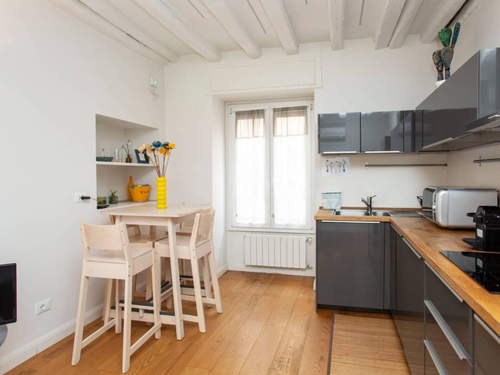 appartamento in vendita a Milano in zona Porta Venezia