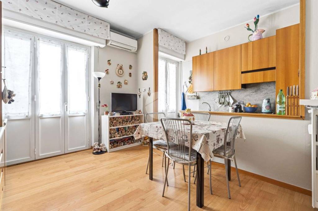 appartamento in vendita a Milano in zona Gratosoglio