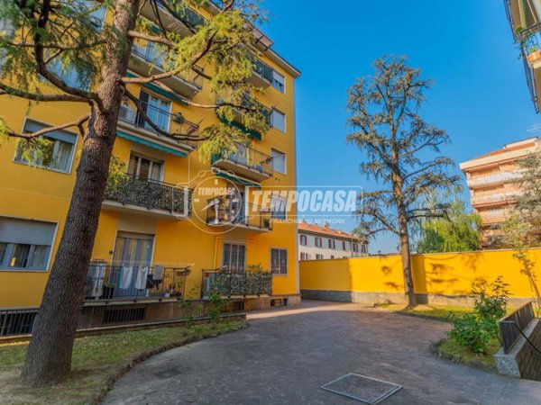 appartamento in vendita a Milano in zona Bruzzano