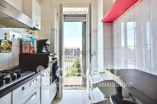 appartamento in vendita a Milano in zona Bocconi