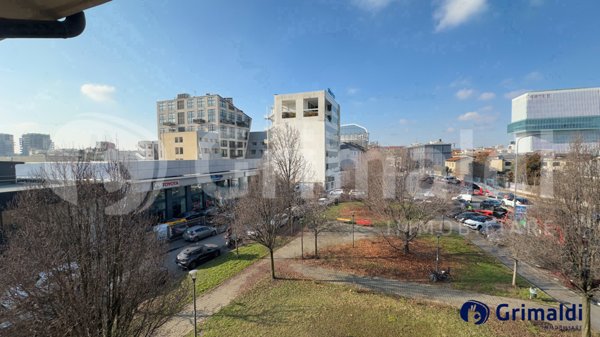 appartamento in vendita a Milano in zona Rembrandt