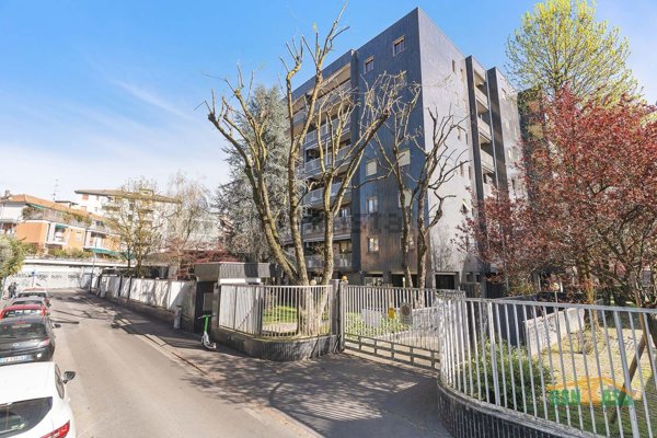 appartamento in vendita a Milano in zona Niguarda