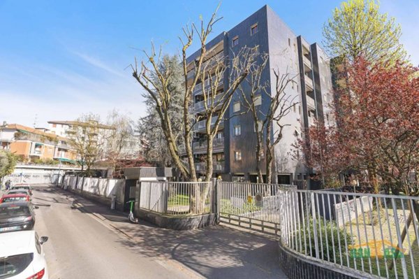 appartamento in vendita a Milano in zona Niguarda