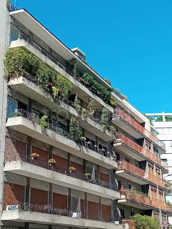 appartamento in vendita a Milano in zona Città Studi
