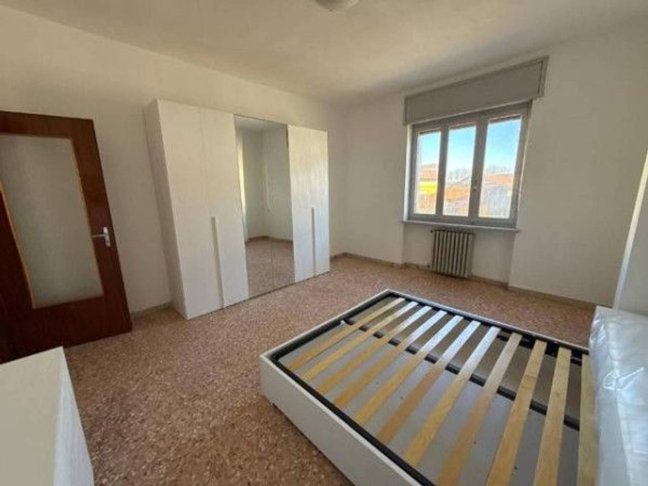 appartamento in vendita a Milano in zona Famagosta