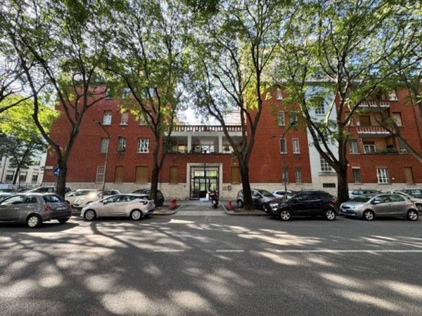 appartamento in vendita a Milano in zona Città Studi