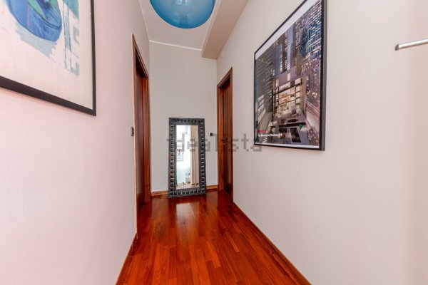 appartamento in vendita a Milano in zona Lambrate