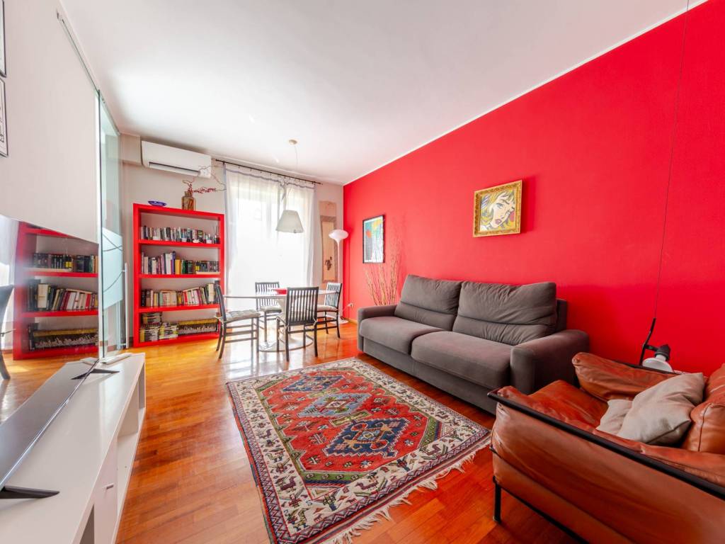 appartamento in vendita a Milano in zona Città Studi