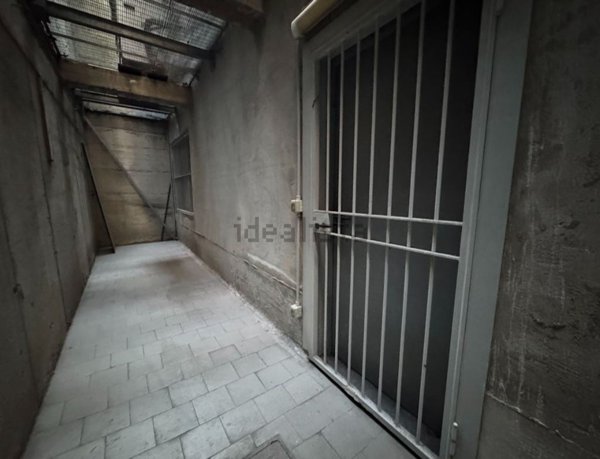 locale di sgombero in vendita a Milano