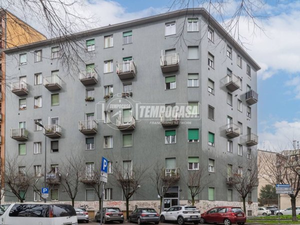 appartamento in vendita a Milano in zona Calvairate