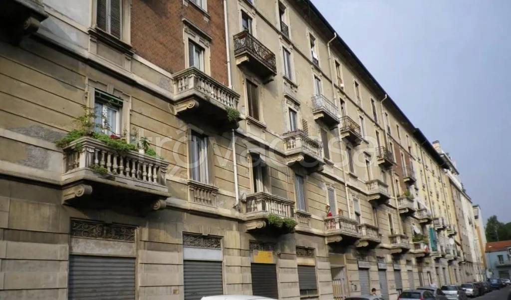 appartamento in vendita a Milano in zona Lambrate