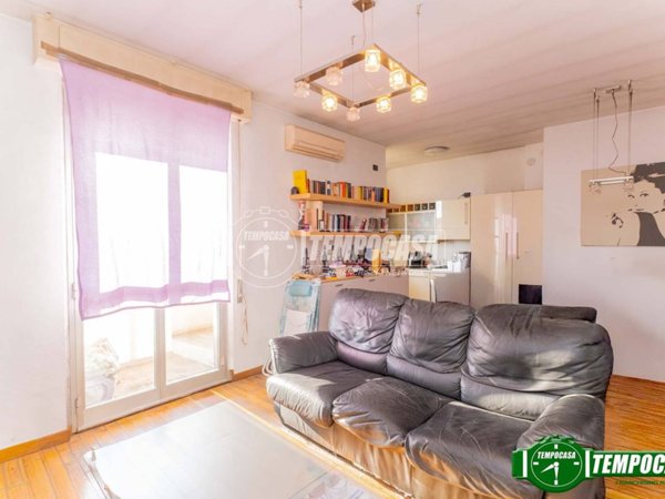 appartamento in vendita a Milano in zona Forze Armate