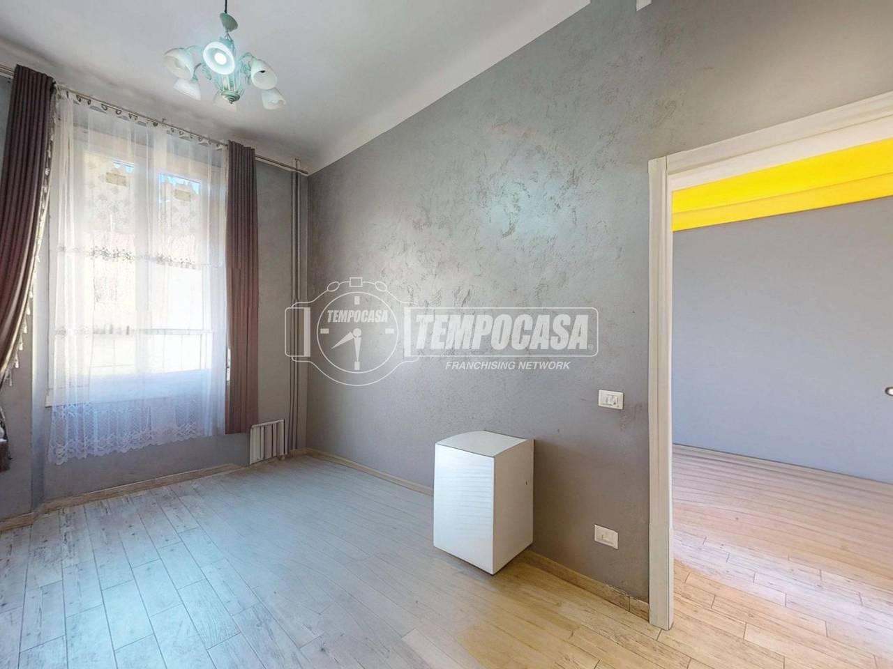 appartamento in vendita a Milano in zona Ghisolfa