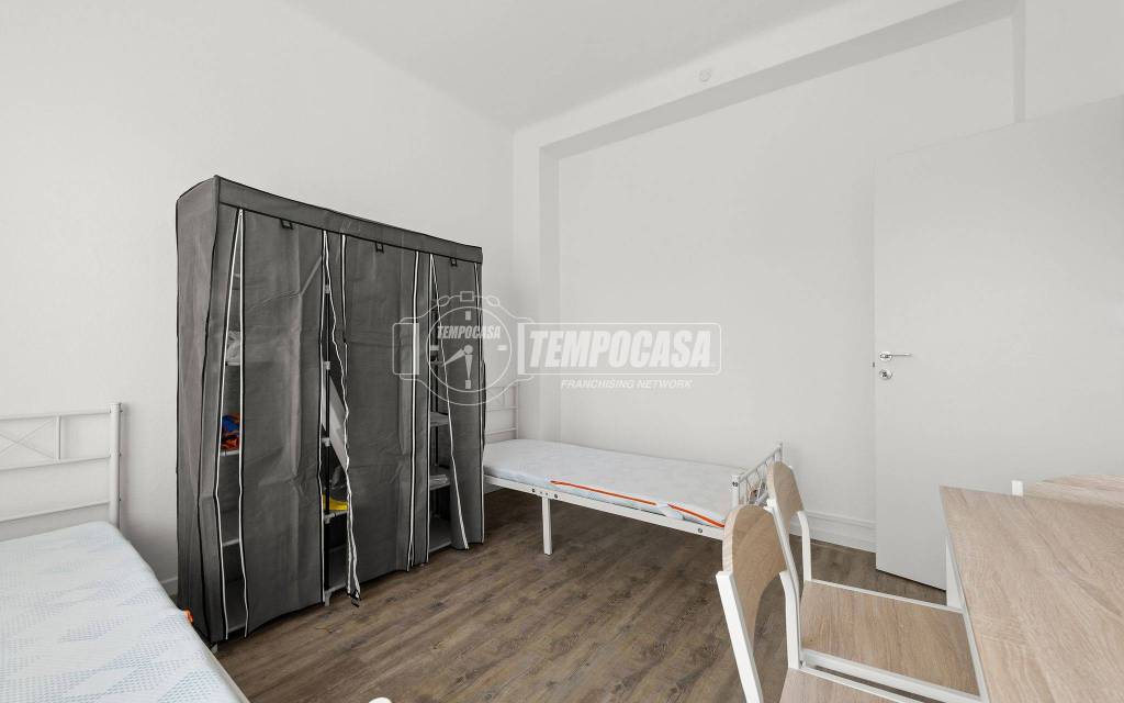 appartamento in vendita a Milano in zona Piazzale Lodi
